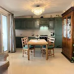 Atticus Giardini-Naxos