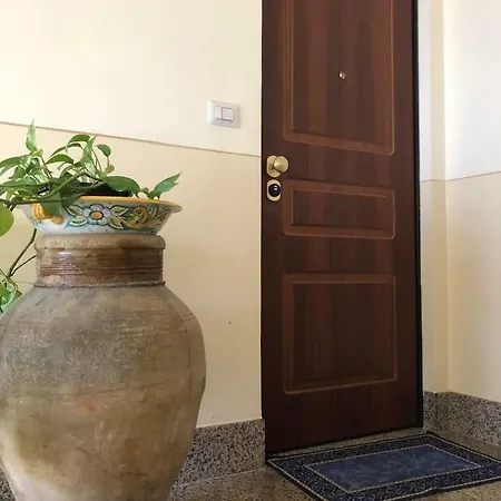 Atticus * Giardini-Naxos